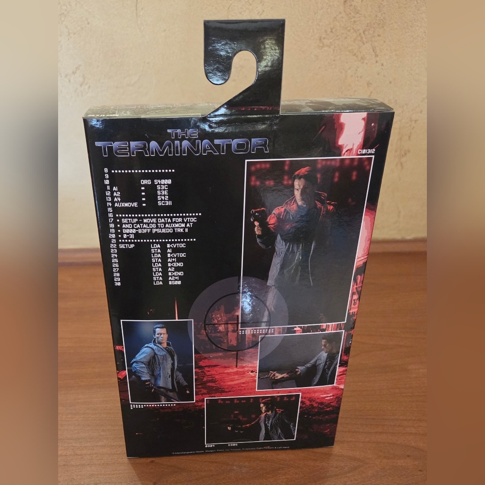 The Terminator Action Figure - Picture 2 of 3
